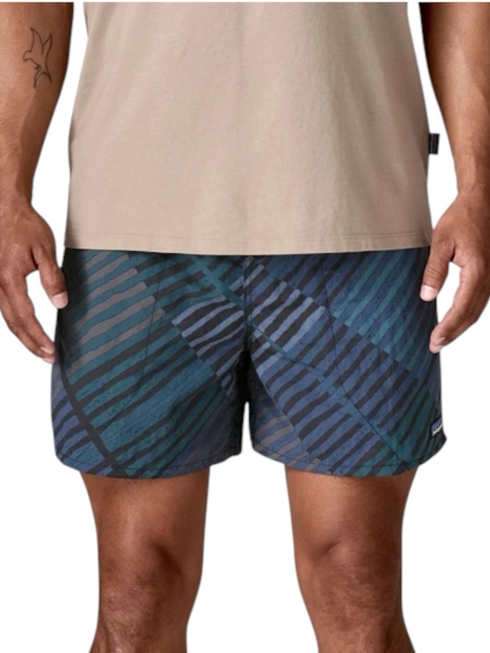 NWOT Patagonia Men’s Baggies Shorts-5”Rainfall Quilt: Ink Black — Size Medium